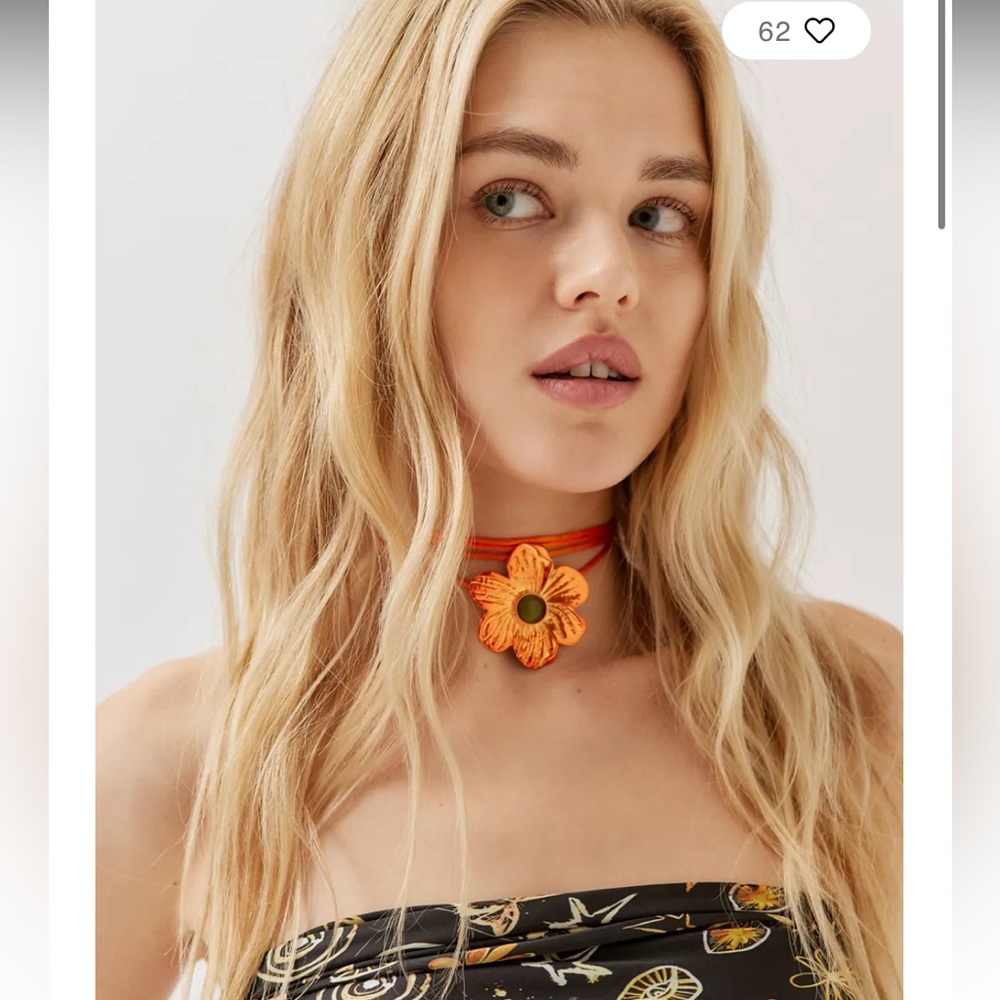 SOLD OU Metallic Flower Wrap Choker Necklace